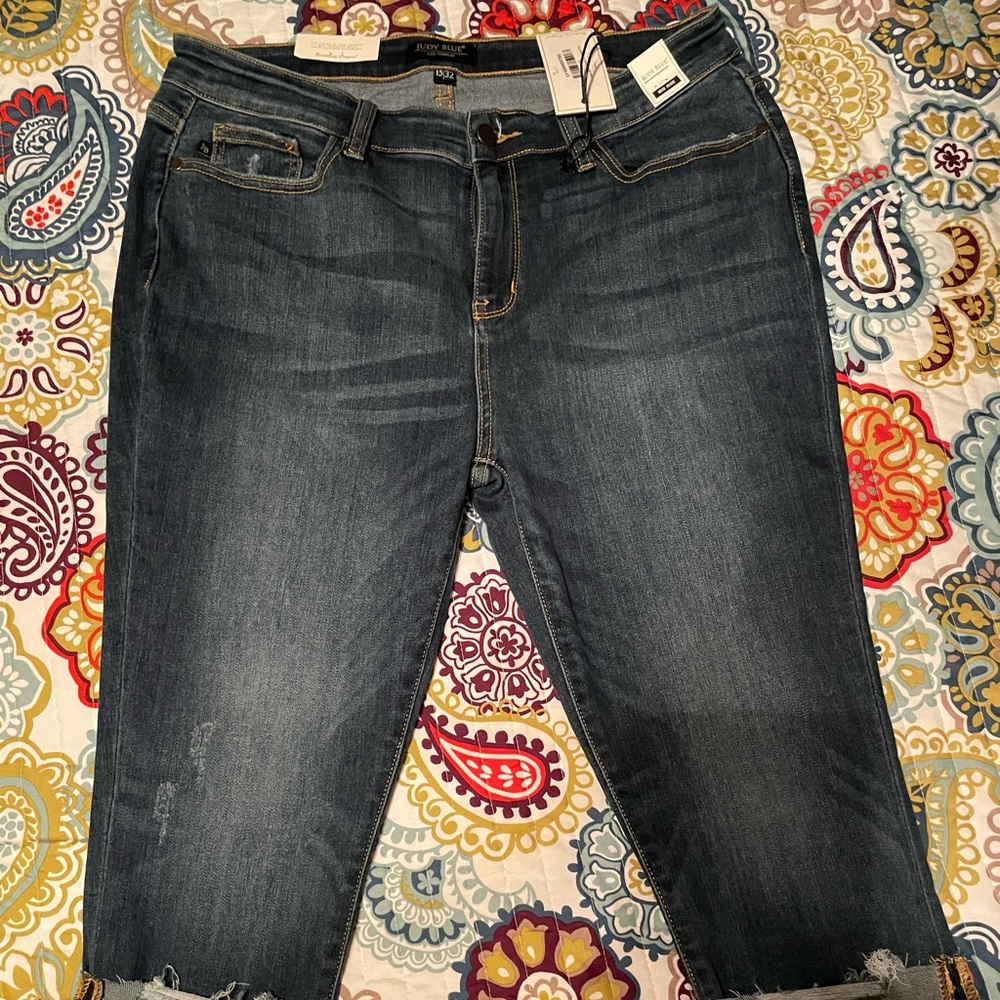 Judy Blue Skinny Fit Capri